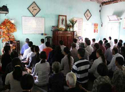 Một lớp học ngồi thiền (ảnh minh họa: laodong.vn) Một lớp học ngồi thiền (ảnh minh họa: laodong.vn)