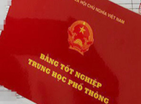 Ông Nguyễn Văn Dũng dùng bằng tốt nghiệp trung học phổ thông không hợp lệ (ảnh minh họa: cadn.com.vn) Ông Nguyễn Văn Dũng dùng bằng tốt nghiệp trung học phổ thông không hợp lệ (ảnh minh họa: cadn.com.vn)