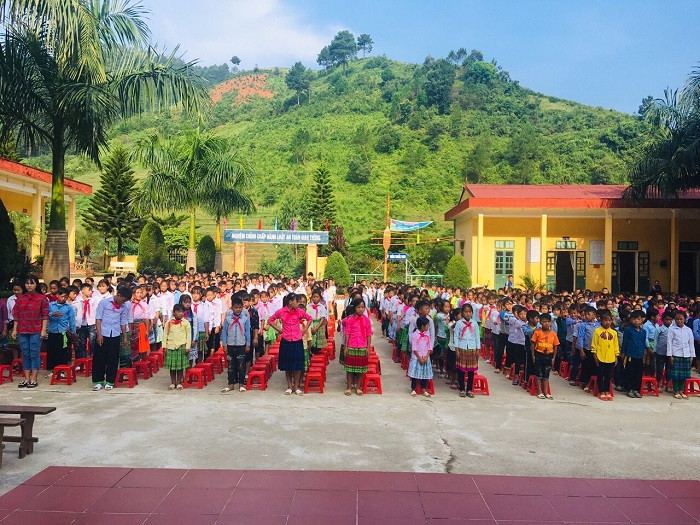 Học sinh trường Bản Công tập trung trước thềm năm học mới (Ảnh:V.N) Học sinh trường Bản Công tập trung trước thềm năm học mới (Ảnh:V.N)