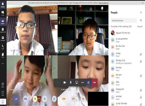 iSchool Quảng Trị vẫn tiếp tục dạy trực tuyến nghiêm túc, có hiệu quả (ảnh: NHG) iSchool Quảng Trị vẫn tiếp tục dạy trực tuyến nghiêm túc, có hiệu quả (ảnh: NHG)