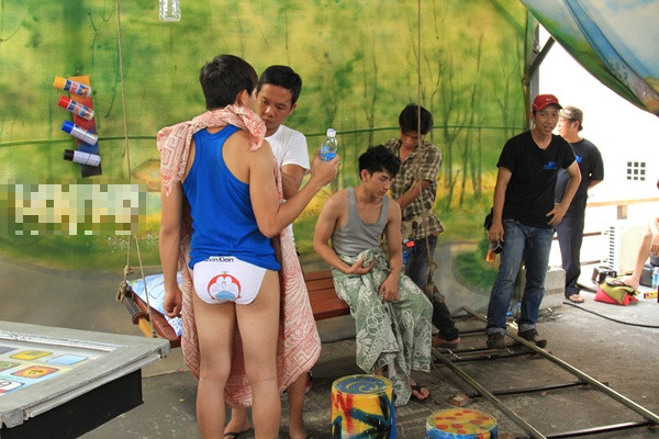 Underwear Doremon xì tin của Trấn Thành