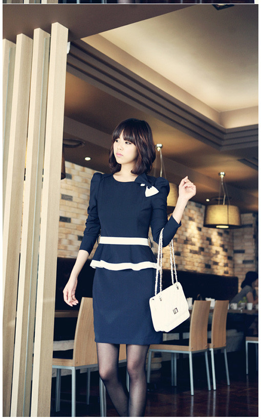 Lúc đó, nhược điểm đã trở thành ưu điểm của bạn, mà bí quyết nằm ở chính những chi tiết được nhấn nhá khéo léo trên vai. Lúc đó, nhược điểm đã trở thành ưu điểm của bạn, mà bí quyết nằm ở chính những chi tiết được nhấn nhá khéo léo trên vai.