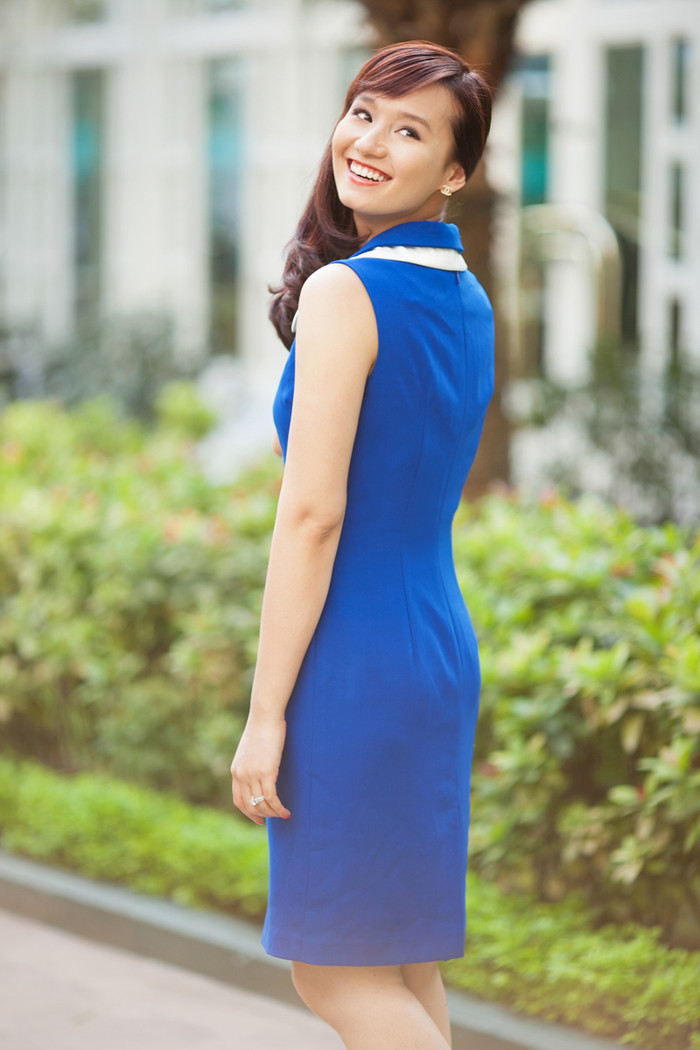 Nụ cười yêu kiều của người đẹp cuộc thi Phụ nữ thế kỷ 21. Nụ cười yêu kiều của người đẹp cuộc thi Phụ nữ thế kỷ 21.