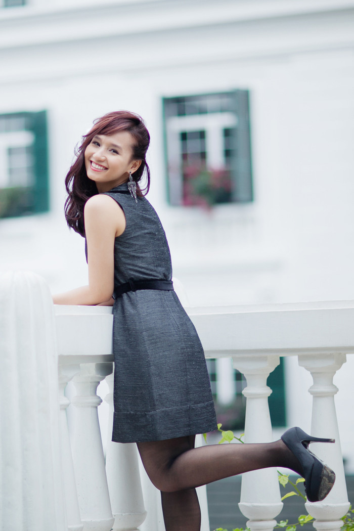 Từ khi kết hôn 3/2011, Lã Thanh Huyền mới "trở lại" showbiz với bộ ảnh quyến rũ gợi cảm. Từ khi kết hôn 3/2011, Lã Thanh Huyền mới "trở lại" showbiz với bộ ảnh quyến rũ gợi cảm.