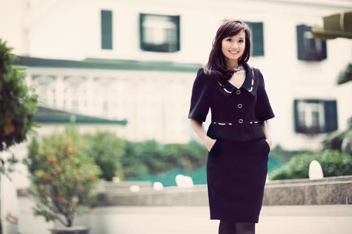 Sành điệu, quý phái với gam màu đen.