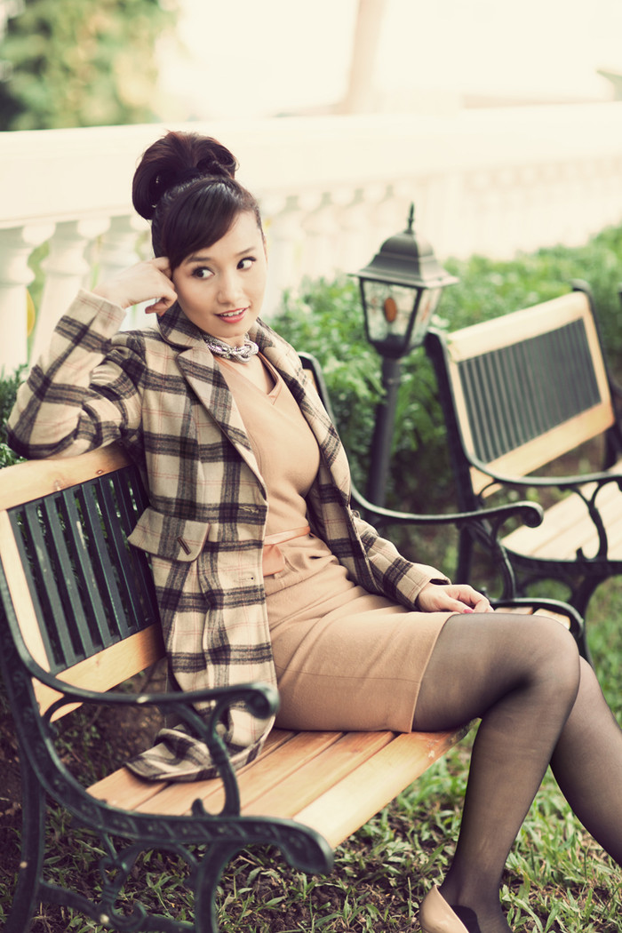 Lã Thanh Huyền xinh tươi, nhí nhảnh như gái chưa chồng. Lã Thanh Huyền xinh tươi, nhí nhảnh như gái chưa chồng.