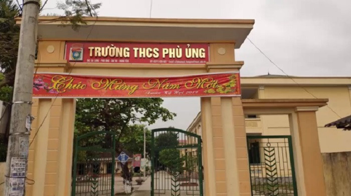 Trường Trung học cơ sở Phù Ủng, nơi diễn ra vụ việc (Ảnh: Vũ Ninh) Trường Trung học cơ sở Phù Ủng, nơi diễn ra vụ việc (Ảnh: Vũ Ninh)