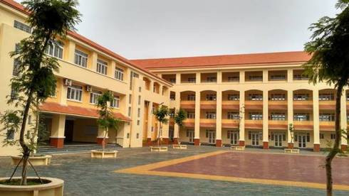 Trường trung học cơ sở Phú Lợi, quận 8, Thành phố Hồ Chí Minh (ảnh: Website trường) Trường trung học cơ sở Phú Lợi, quận 8, Thành phố Hồ Chí Minh (ảnh: Website trường)