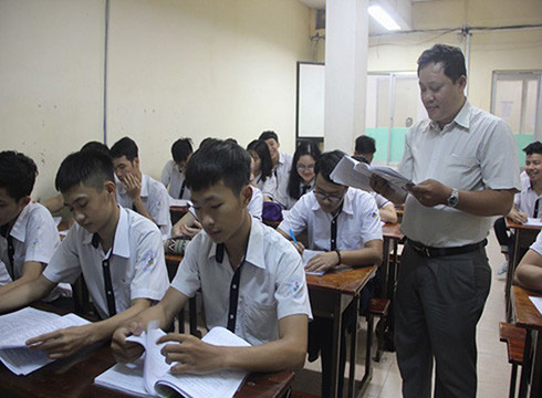 Học sinh Thành phố Hồ Chí Minh ôn thi cho kỳ thi trung học phổ thông quốc gia (ảnh: P.L) Học sinh Thành phố Hồ Chí Minh ôn thi cho kỳ thi trung học phổ thông quốc gia (ảnh: P.L)