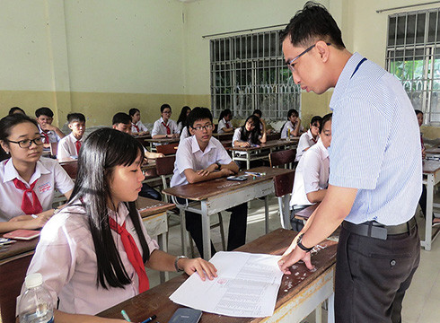 Thí sinh Cần Thơ làm bài thi tuyển sinh vào lớp 10 (ảnh: Báo Cần Thơ)