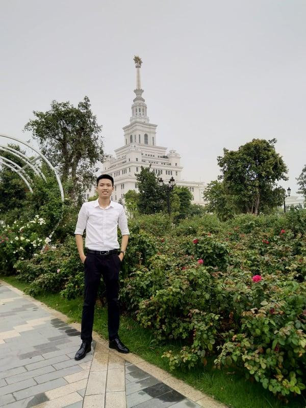 Nguyễn Ngọc Trung đã xuất sắc giành Học bổng Vingroup bậc Tiến sĩ tại Đại học Monash, Australia. Nguyễn Ngọc Trung đã xuất sắc giành Học bổng Vingroup bậc Tiến sĩ tại Đại học Monash, Australia.