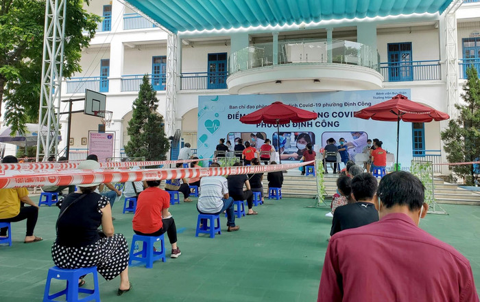 Trường mầm non trở thành điểm tiêm vắc-xin cho người dân. (Ảnh: Nhân vật cung cấp) Trường mầm non trở thành điểm tiêm vắc-xin cho người dân. (Ảnh: Nhân vật cung cấp)