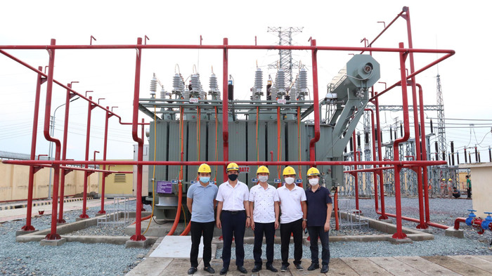 BA3 đóng điện thành công MBA T2 TBA 110kV Hưng Nguyên, tỉnh Nghệ An. BA3 đóng điện thành công MBA T2 TBA 110kV Hưng Nguyên, tỉnh Nghệ An.