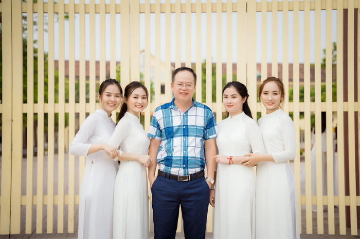 Hải Anh luôn nhớ lời động viên của giáo viên Ngữ văn. (Ảnh: Nhân vật cung cấp). Hải Anh luôn nhớ lời động viên của giáo viên Ngữ văn. (Ảnh: Nhân vật cung cấp).