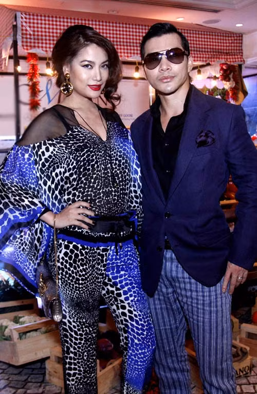 Đôi khi, họ cũng xuất hiện trong những hình ảnh cực kỳ táo bạo và sành điệu. Đôi khi, họ cũng xuất hiện trong những hình ảnh cực kỳ táo bạo và sành điệu.