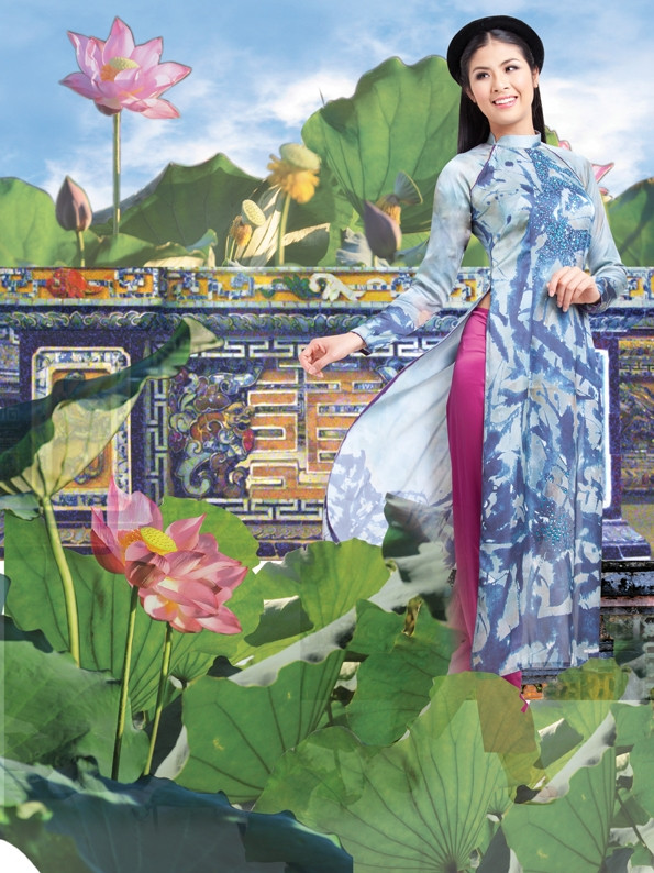 Những hình ảnh đặc biệt này được chụp nhân dịp Festival Huế 2012, diễn ra từ ngày 7/4 đến hết 15/4 với nhiều chương trình nghệ thuật đặc biệt, trong đó có nhiều hoạt động nhằm hưởng ứng Năm du lịch Quốc Gia, quảng bá hình ảnh và đất nước con người Việt Nam, tôn vinh những giá trị văn hóa truyền thống, gắn với hội nhập và phát triển. Những hình ảnh đặc biệt này được chụp nhân dịp Festival Huế 2012, diễn ra từ ngày 7/4 đến hết 15/4 với nhiều chương trình nghệ thuật đặc biệt, trong đó có nhiều hoạt động nhằm hưởng ứng Năm du lịch Quốc Gia, quảng bá hình ảnh và đất nước con người Việt Nam, tôn vinh những giá trị văn hóa truyền thống, gắn với hội nhập và phát triển.