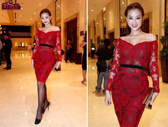 Maya nóng bỏng váy ren đỏ Maya nóng bỏng váy ren đỏ