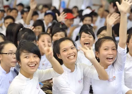 Thầy Nguyễn Trọng Bình cho rằng 6 phẩm chất trong dự thảo chương trình giáo dục phổ thông tổng thể có thể rút ngắn thành 3 phẩm chất. (Ảnh minh họa: Báo Phú Thọ)