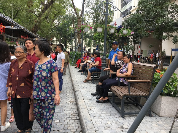 Không gian phố sách đẹp mắt, hài hòa với thiên nhiên.