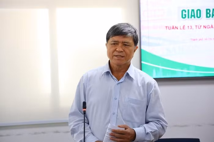 Ông Nguyễn Văn Hiếu phát biểu tại buổi giao ban báo chí (ảnh: TTBC TPHCM) Ông Nguyễn Văn Hiếu phát biểu tại buổi giao ban báo chí (ảnh: TTBC TPHCM)