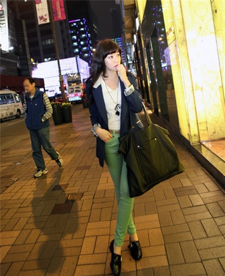 .. và vòng 3 của bạn cứ thế sẽ được "vun tròn" một cách rất tự nhiên. .. và vòng 3 của bạn cứ thế sẽ được "vun tròn" một cách rất tự nhiên.