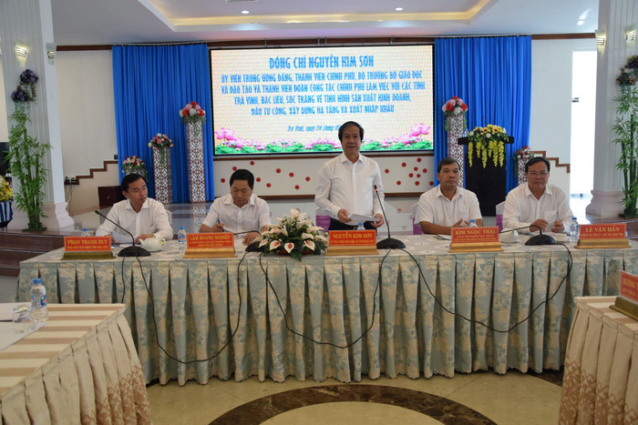 Bộ trưởng Nguyễn Kim Sơn phát biểu tại buổi làm việc (ảnh: Thắng Lợi) gdvn_toancanhlv2.jpg