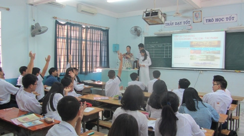 Theo cô Lê Minh Mai, dạy tốt môn Văn chính là để 'trả nghĩa cho đời' (ảnh: T.Q) Theo cô Lê Minh Mai, dạy tốt môn Văn chính là để 'trả nghĩa cho đời' (ảnh: T.Q)