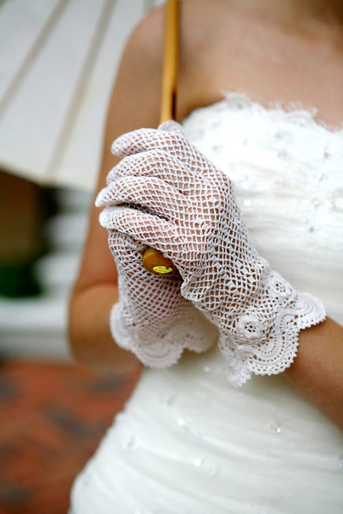 Mẫu găng tay cổ điển làm từ sợi dệt rất tinh tế trang nhã Mẫu găng tay cổ điển làm từ sợi dệt rất tinh tế trang nhã