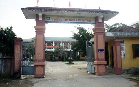 Trường CĐ Y tế Hà Tĩnh, nơi để xảy ra việc Trưởng phòng Đào tạo tự ý sửa, nâng điểm. Trường CĐ Y tế Hà Tĩnh, nơi để xảy ra việc Trưởng phòng Đào tạo tự ý sửa, nâng điểm.