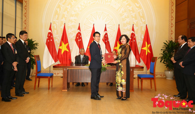 Các dự án trên nhiều lĩnh vực quan trọng như ngân hàng, điện năng, tài chính, phát triển khu công nghiệp cũng như hoạt động thúc đẩy giao lưu văn hóa và giao lưu nhân dân đã được kí kết ngày 23/3.