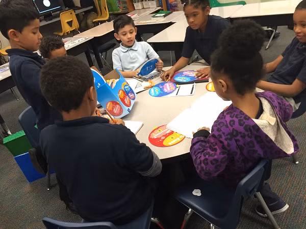 “Quốc gia lâm nguy - Yêu cầu cấp bách cải cách giáo dục”, bài học Mỹ năm 1983 ảnh 2