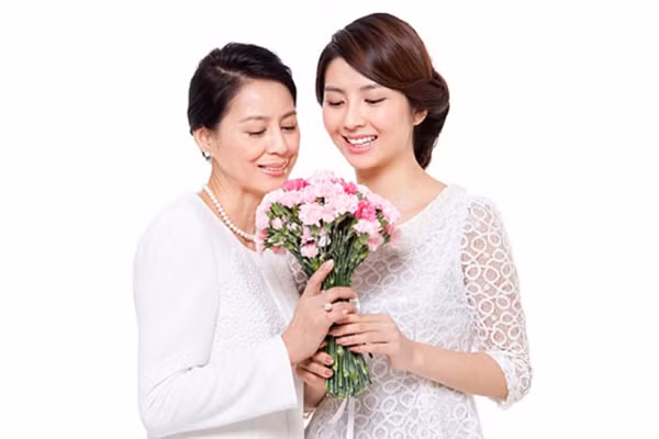 Ngày 8/3 nghĩ về những hi sinh, thua thiệt và sự vĩ đại của phụ nữ Việt Nam ảnh 2