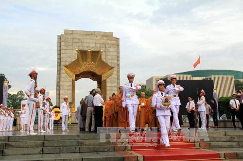 Lễ rước chân linh các anh hùng, liệt sĩ từ Đài liệt sĩ Bắc Sơn (Hà Nội) đến Khu di tích 27/7 Đại Từ, Thái Nguyên. Ảnh: Anh Tuấn/TTXVN