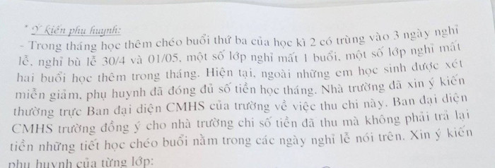 Phiếu xin ý kiến được nhận định là mang tính chất “triệt buộc” đối với cha mẹ học sinh. (Ảnh: Ngọc Huỳnh) Phiếu xin ý kiến được nhận định là mang tính chất “triệt buộc” đối với cha mẹ học sinh. (Ảnh: Ngọc Huỳnh)