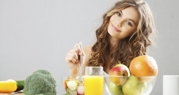 Chế độ ăn uống lành mạnh sẽ giúp cả ngoại hình và tinh thần bạn tốt hơn Chế độ ăn uống lành mạnh sẽ giúp cả ngoại hình và tinh thần bạn tốt hơn