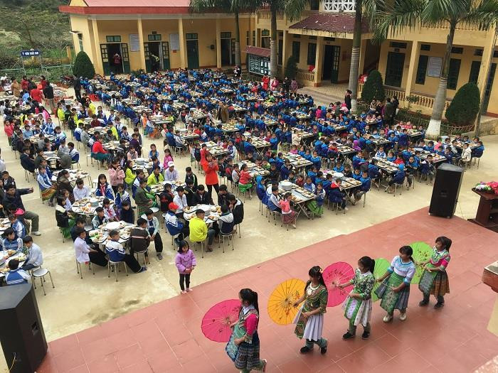 Sự thay đổi của giáo dục huyện Trạm Tấu có phần đóng góp không nhỏ của thầy Tiến (Ảnh:V.N) Sự thay đổi của giáo dục huyện Trạm Tấu có phần đóng góp không nhỏ của thầy Tiến (Ảnh:V.N)