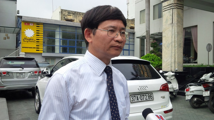 Luật sư Trương Thanh Đức cho rằng, thu phí ô tô vào ga hàng không là cách làm rất phản cảm, đi ngược thông lệ quốc tế cần phải xóa bỏ. Ảnh: Vũ Phương. Luật sư Trương Thanh Đức cho rằng, thu phí ô tô vào ga hàng không là cách làm rất phản cảm, đi ngược thông lệ quốc tế cần phải xóa bỏ. Ảnh: Vũ Phương.