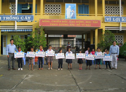 Học sinh Trường tiểu học Chu Văn An, thành phố Cao Lãnh trong một hoạt động tại trường (ảnh: Báo Đồng Tháp)