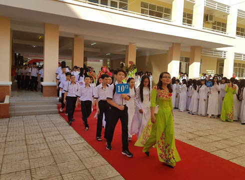 Trường Thanh Đa đón gần 500 học sinh lớp 10 của năm học mới (ảnh: P.L)