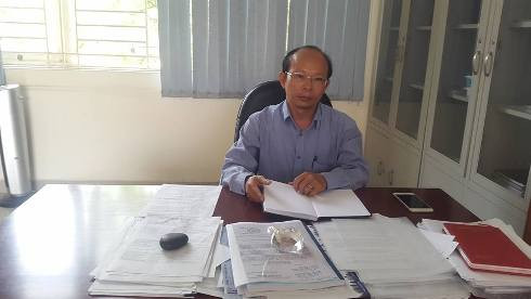 Thầy Phạm Văn Nghĩa - Hiệu trưởng Trường trung học phổ thông Thủ Thiêm, quận 2 (ảnh: P.L) Thầy Phạm Văn Nghĩa - Hiệu trưởng Trường trung học phổ thông Thủ Thiêm, quận 2 (ảnh: P.L)