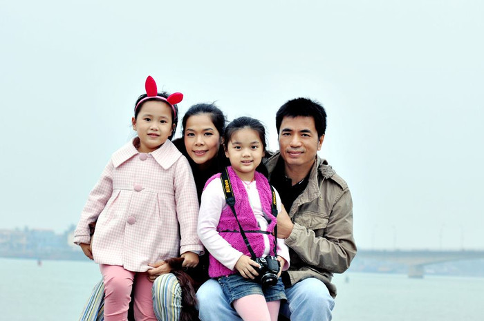 Gia đình hạnh phúc của ca sĩ Mỹ Lệ Gia đình hạnh phúc của ca sĩ Mỹ Lệ