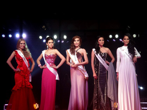 Các gương mặt lọt Top 5 cuộc thi Siêu mẫu Châu Á - TBD. Các gương mặt lọt Top 5 cuộc thi Siêu mẫu Châu Á - TBD.