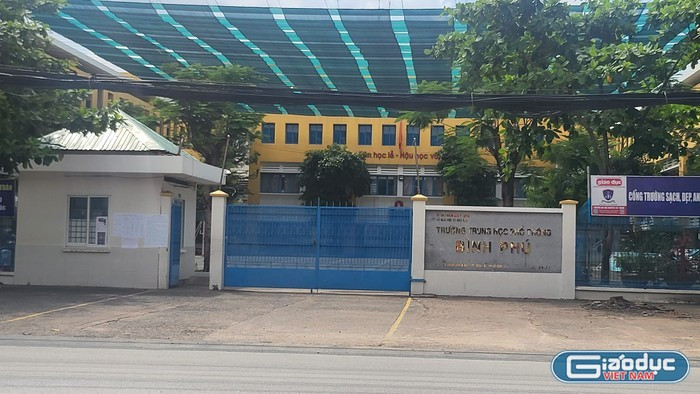 Trường trung học phổ thông Bình Phú, Quận 6, Thành phố Hồ Chí Minh (ảnh minh họa: V.D) gdvn-thptbinhphu-8799.jpg