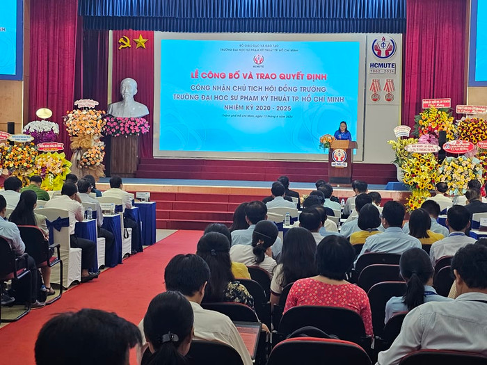 Toàn cảnh buổi lễ được tổ chức vào sáng ngày 13/4/2024 (Ảnh: V.D) gdvn_HCMUTEb.jpg