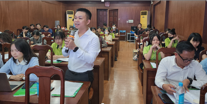 Các đại biểu tham dự buổi lấy ý kiến phát biểu (ảnh: BTC) LAMVANQUAN3.png