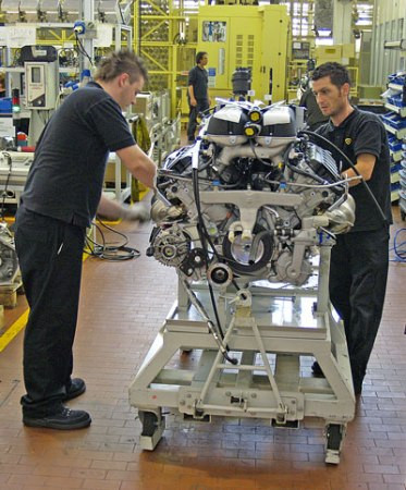 Kiểm tra lại động cơ lần cuối Kiểm tra lại động cơ lần cuối