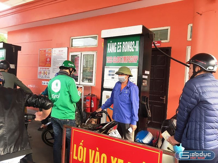 Dự thảo của Bộ Giao thông"khai tử" taxi công nghệ là lười suy nghĩ, đi giật lùi? ảnh 3 Dự thảo của Bộ Giao thông"khai tử" taxi công nghệ là lười suy nghĩ, đi giật lùi? ảnh 3