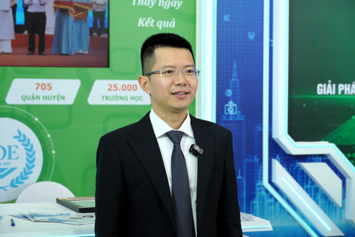 Ông Lê Việt Hòa - Giám đốc Công ty VTC Online chia sẻ về định hướng của VTC Online trong tương lai. ảnh 3 (6).JPG