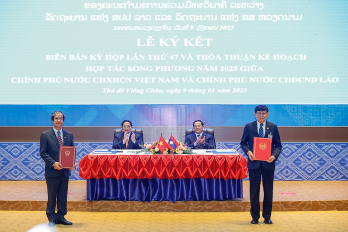 Kế hoạch hợp tác năm 2025 giữa Bộ Giáo dục và Đào tạo Việt Nam và Bộ Giáo dục và Thể thao Lào. Ảnh: VGP/Nhật Bắc