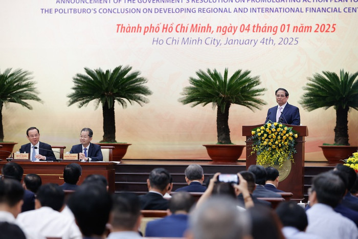 Thủ tướng nhấn mạnh, việc xây dựng trung tâm tài chính là công việc của toàn Đảng, toàn quân, toàn dân, của cả hệ thống chính trị, của mỗi người trên cương vị của mình với tinh thần cùng làm, cùng hưởng, cùng chiến thắng và cùng phát triển. Ảnh: VGP/Nhật Bắc